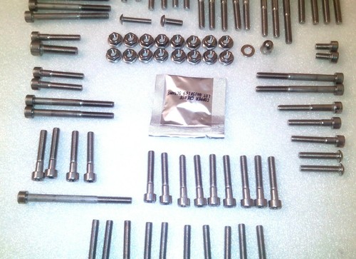 Kit bulloni motore acciaio